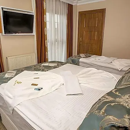 Hotel Palas 3*